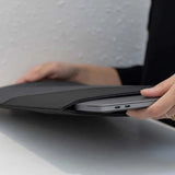 Native Union Etui na laptopa Stow Slim Sleeve Black