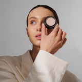 Pielęgnujący rozświetlacz CRÈME GLOW